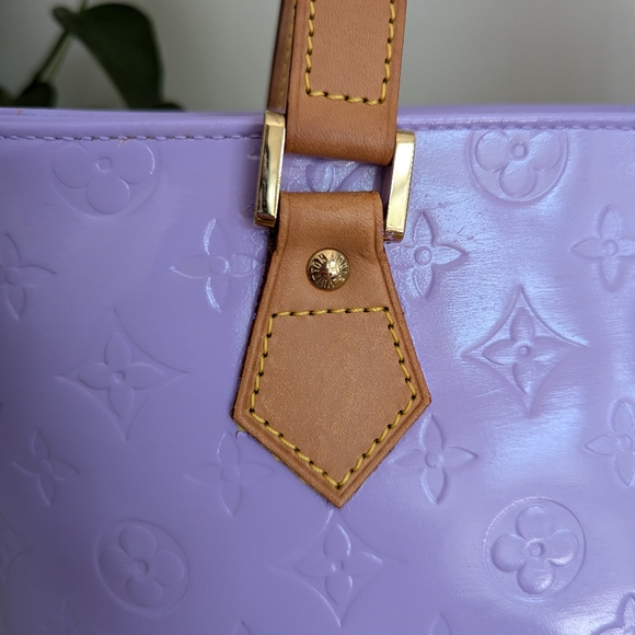 *Re-painted* lilac purple Louis Vuitton Houston vernis bag - Picture 13 of 15